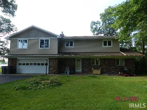 1491 W Hoppus Rd, Warsaw, IN 46580