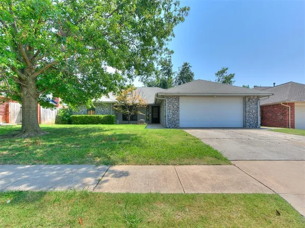 3120 Windward Ct, Norman, OK 73072