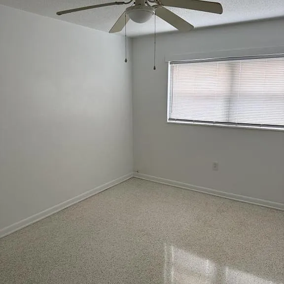 1030 Indian River Ave #4 — Photo 11