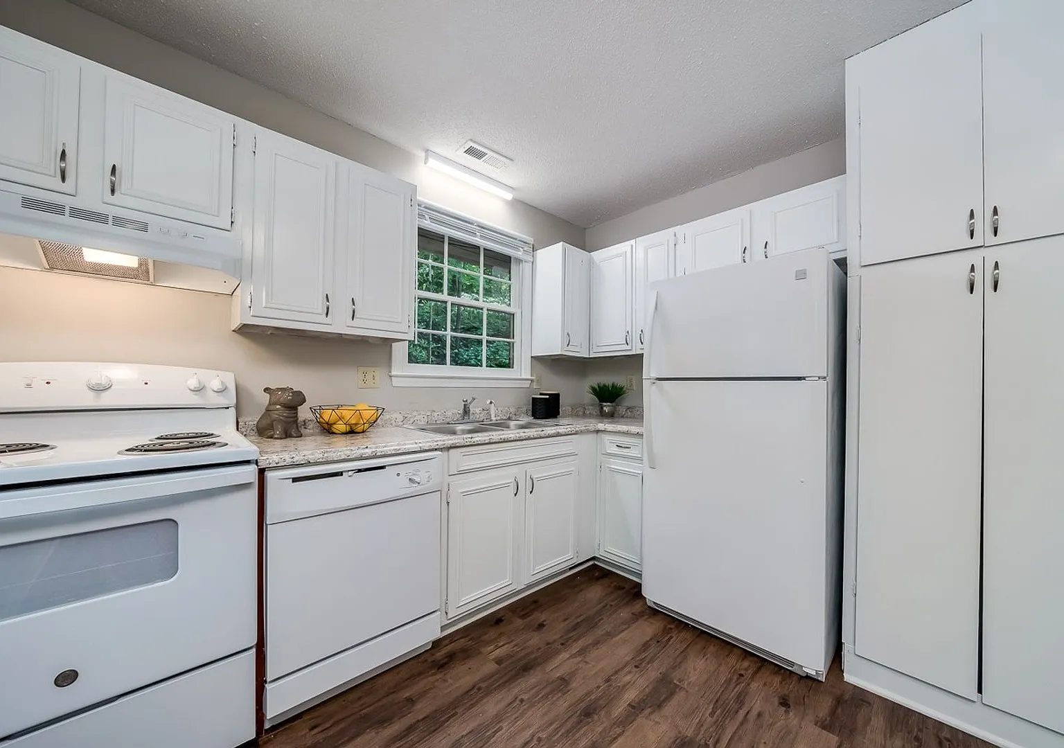 1417 Onslow Rd. — Photo 3