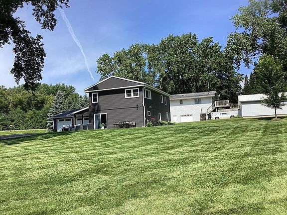 3rd image of 21950 733rd Ave