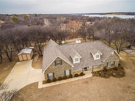 2nd image of 10585 Rolling Hills Dr
