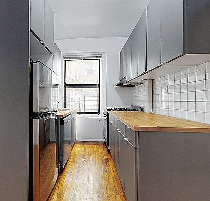 5th image of 638 W 160th St #1N