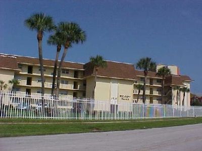 2936 Lake Shore Dr APT 208, Riviera Beach, FL, 33404