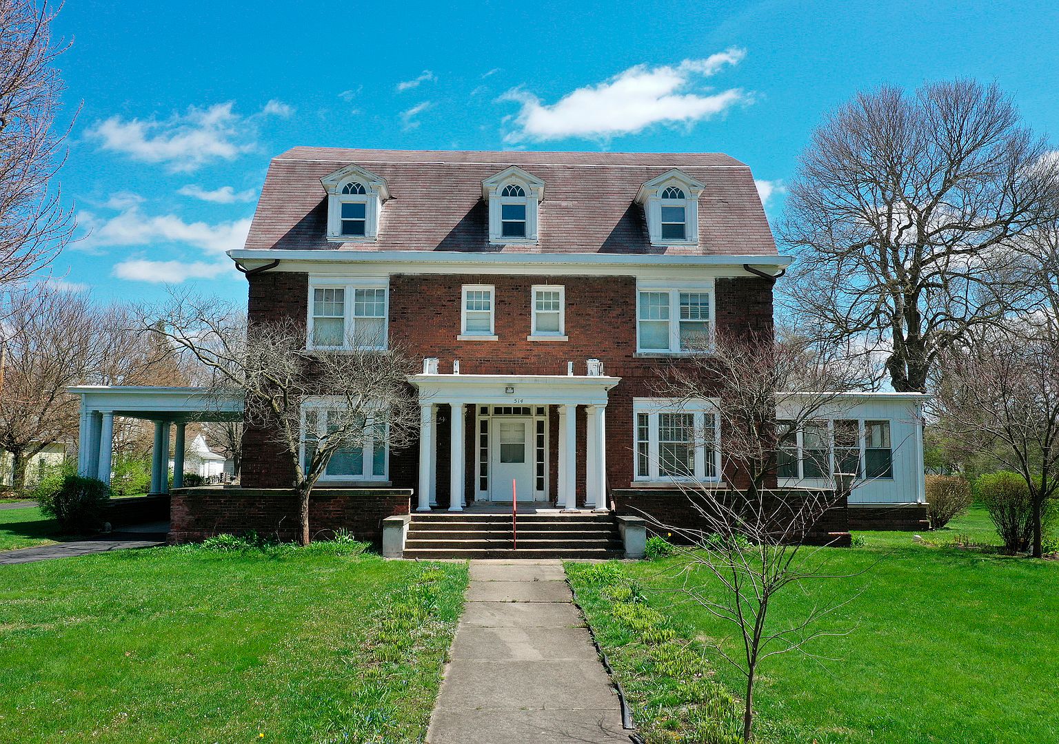 514 S 5th St, Watseka, IL 60970 Zillow