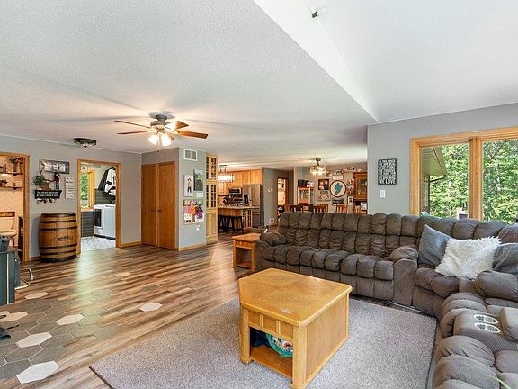 5th image of 7630 Chickasaw Cir