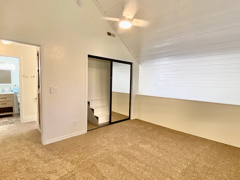 2509 Garfield Ct — Photo 11