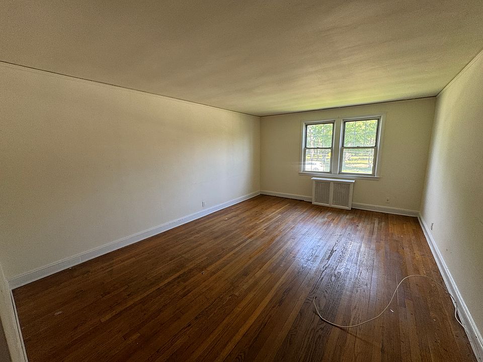 1st image of 148-35 Bayside Ave #3D