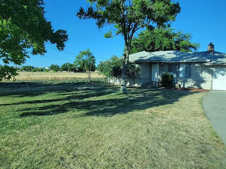 8669 Bow St — Photo 2