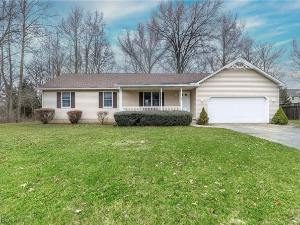 325 Hendrix Blvd, Lagrange, OH 44050