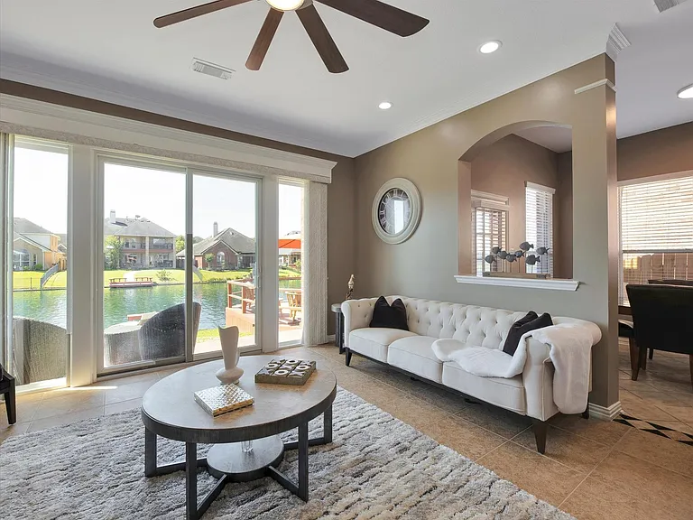 18011 Darling Point Ct — Photo 48