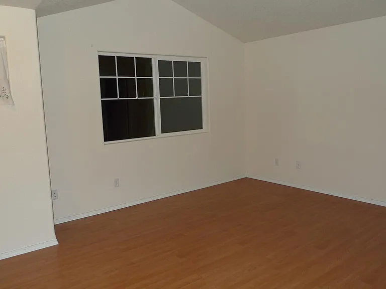 19917 SW Kendall Ln — Photo 10