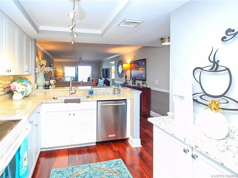 20 NE Plantation Rd #204 — Photo 17