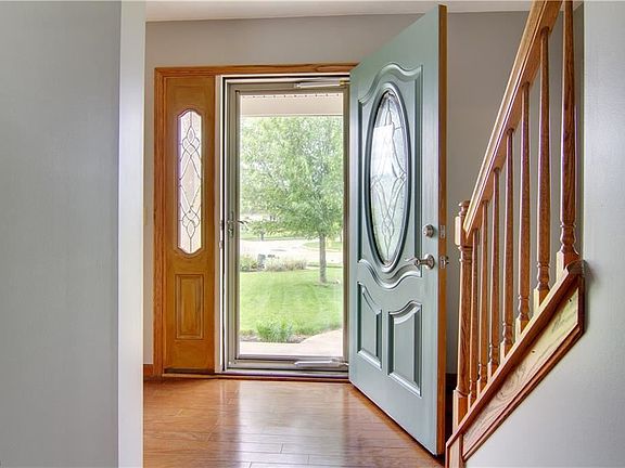 5th image of 300 Wintercreek Cir
