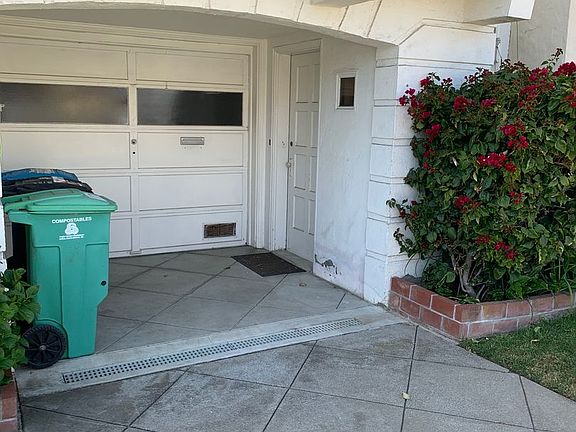 5th image of 2183 30th Ave