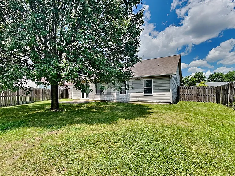 8039 Red Barn Ct — Photo 19