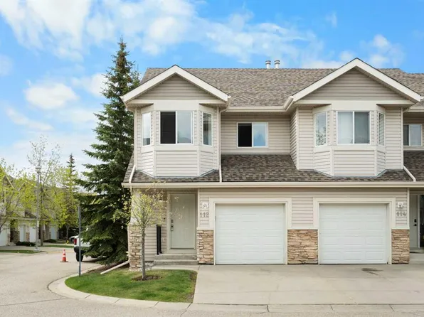 112 N Royal Oak Gdns NW, Calgary, AB T3G 5S5
