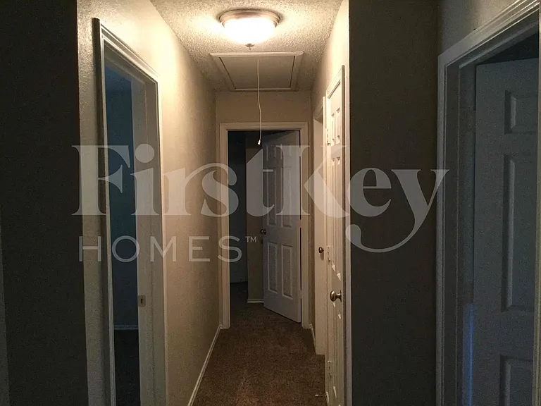 1403 Bradford Pl — Photo 17
