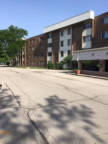 1st image of 841 N York St APT 416