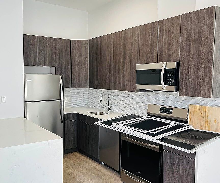 1st image of 25-35 18th St #1-A