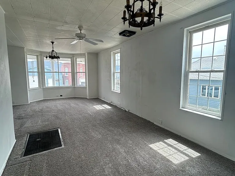 801 N Montana St — Photo 8
