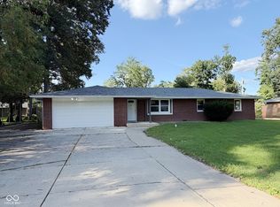 208 Cottonwood Dr, Anderson, IN 46012
