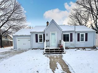 1813 W Summer St, Appleton, WI 54914