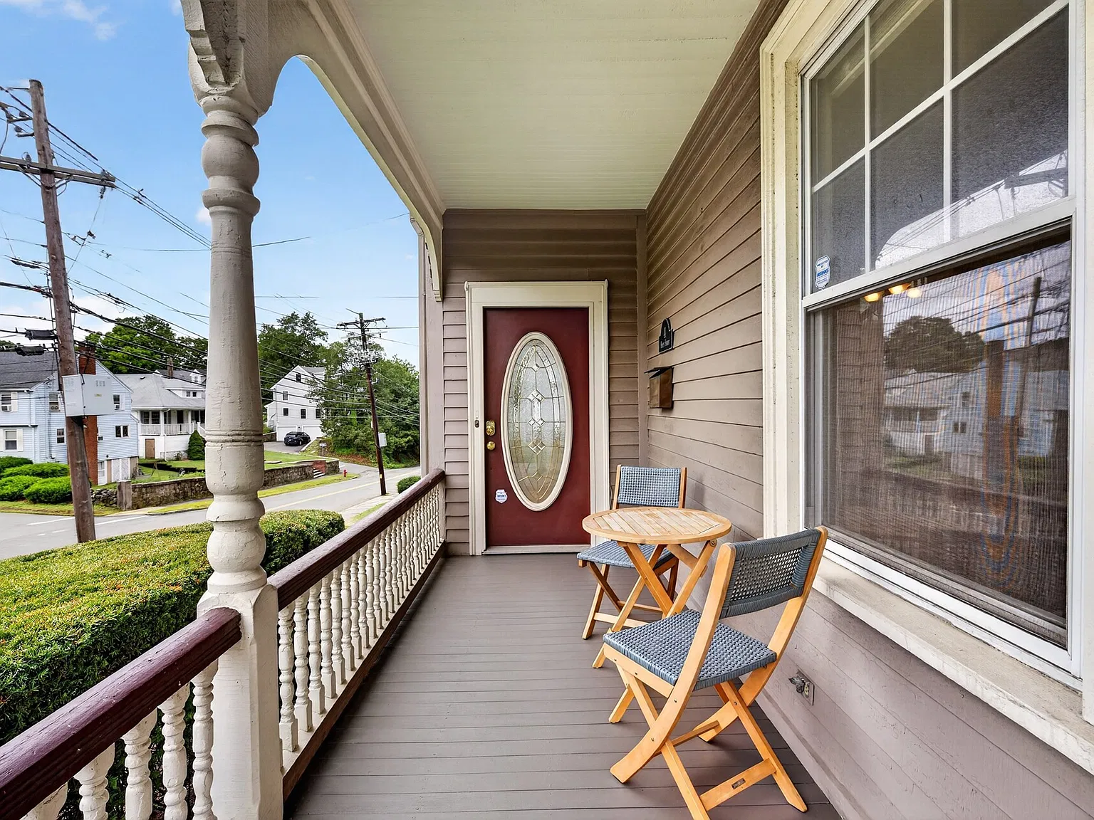 4 bed, 4.0 bath, 2418 sqft, $6,350 — Photo 2