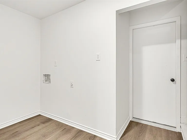 15722 Pagehurst Dr — Photo 15