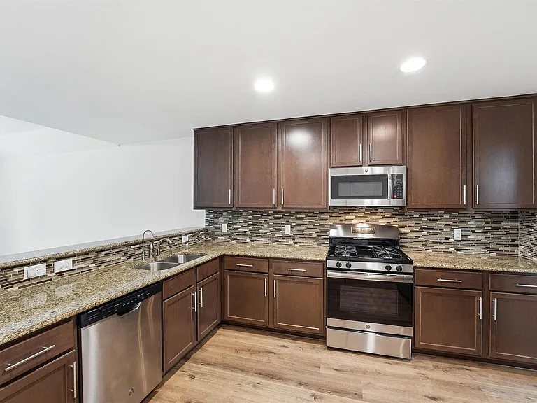 16417 Olive Sparrow Dr — Photo 7