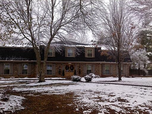 1st image of 110 Castlewood Dr