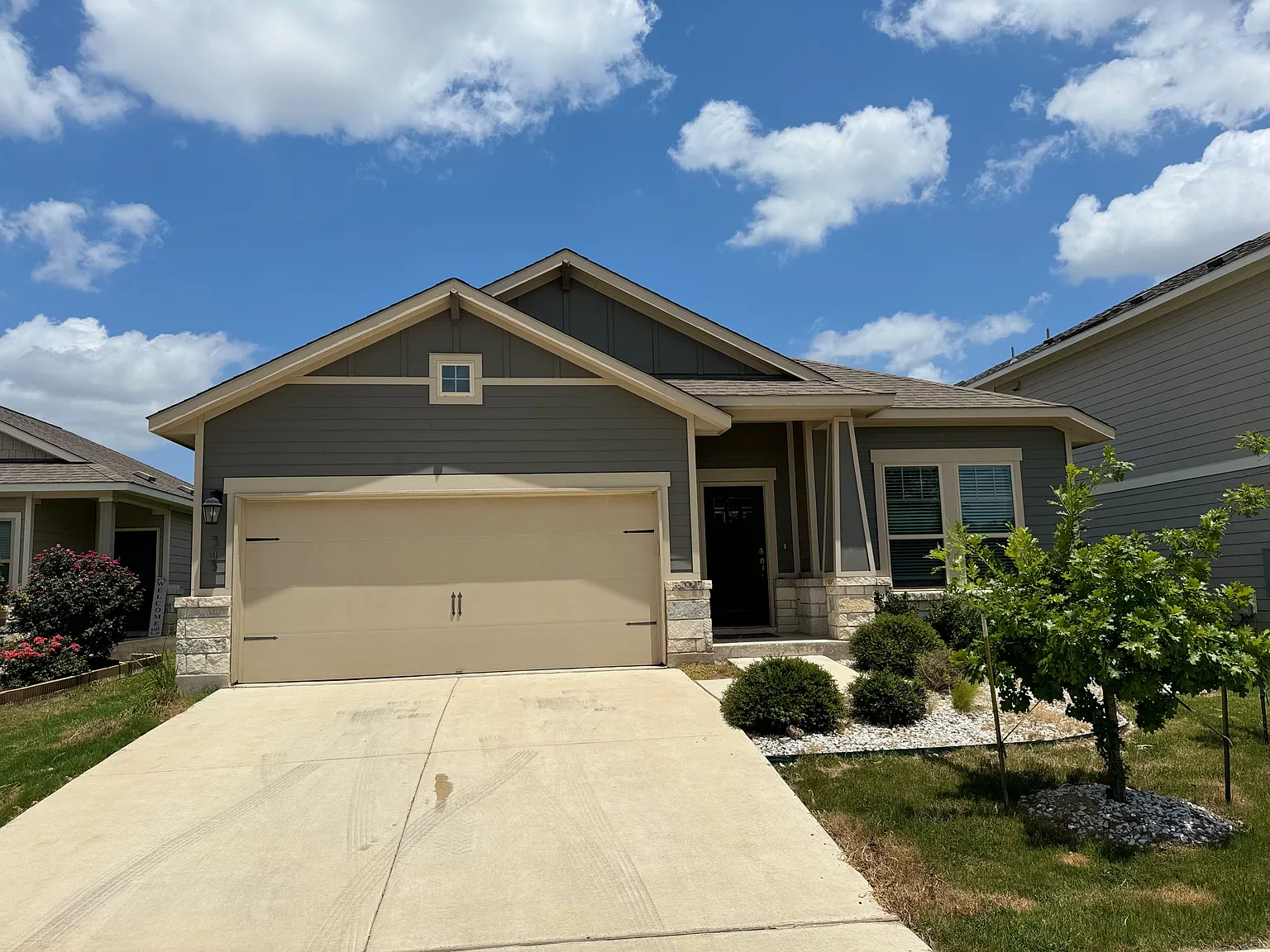 3 bed, 1875 sqft, $2,250 — Photo 1