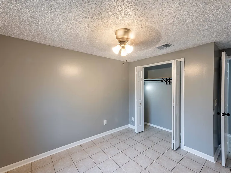 2586 Spring Lake Rd W — Photo 23