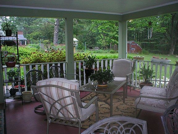 covered porch