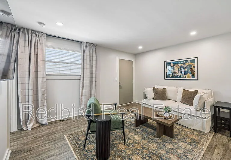 602 40th Ave N #1 — Photo 4
