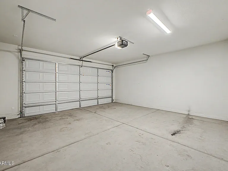 17558 W Luke Ave — Photo 39