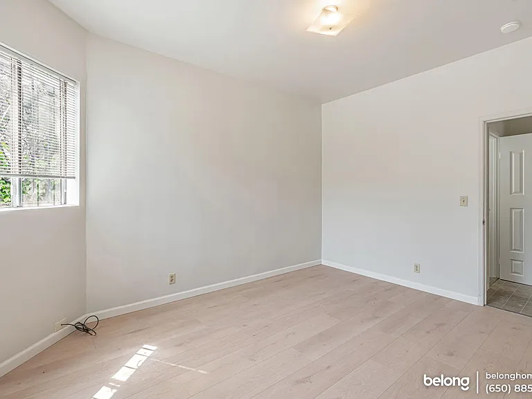 1214 13th Ave — Photo 12