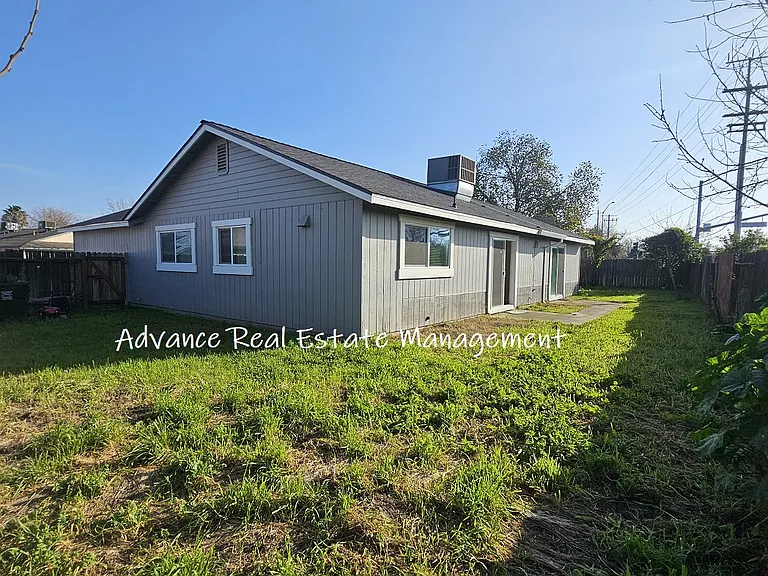 5 Eckert Ct — Photo 21