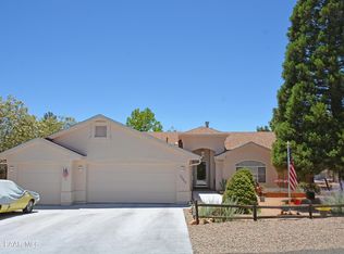 10965 E Singletree Trl, Dewey, AZ 86327