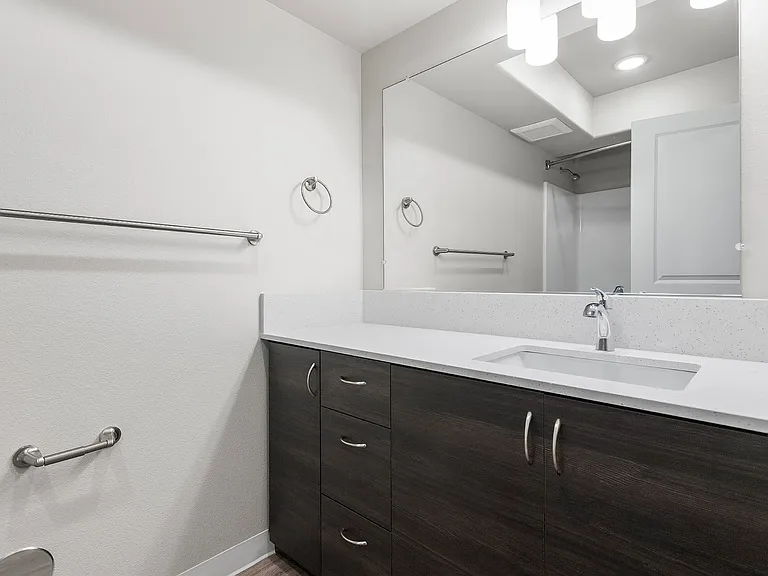 Waterford Terrace Apartments — Photo 44