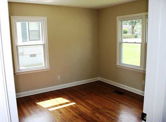 2nd image of 6113 Bermuda Ave