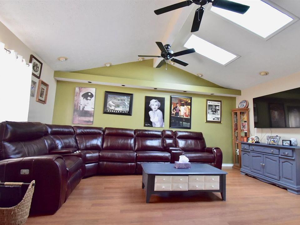 2nd image of 24 Woodland Ave