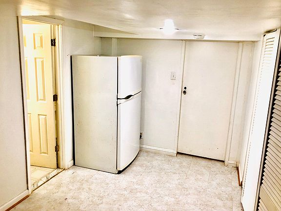 2nd image of 7027 Stanford Dr #Basement