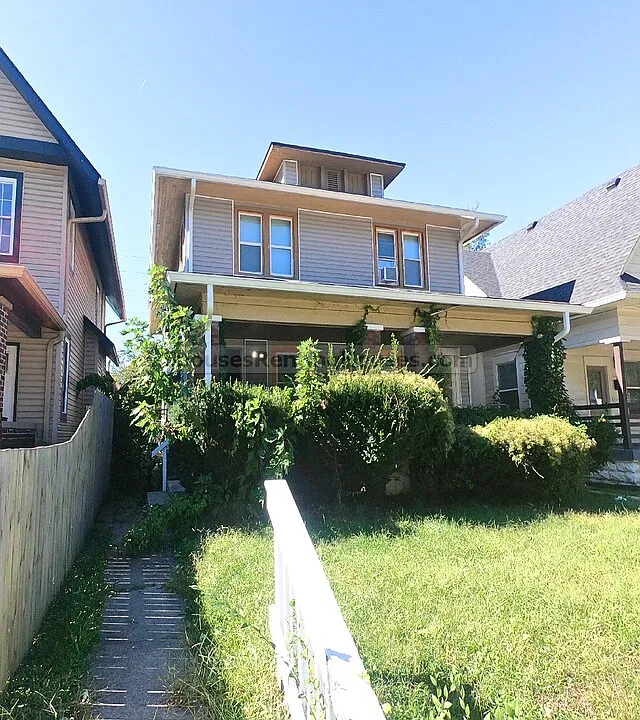 3554-3556 N Capitol Ave #3554
