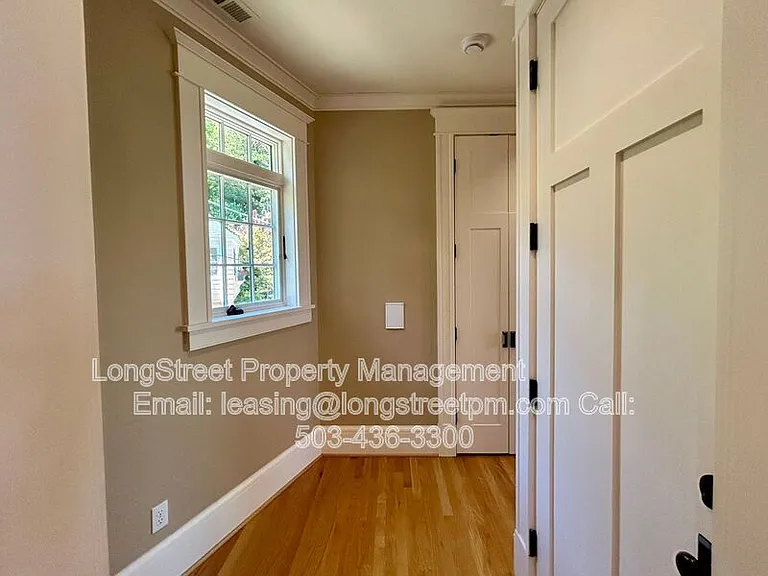 550 NW Alpine Ter — Photo 37