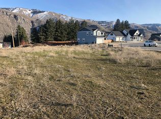 1025 Crest Loop, Entiat, WA 98822