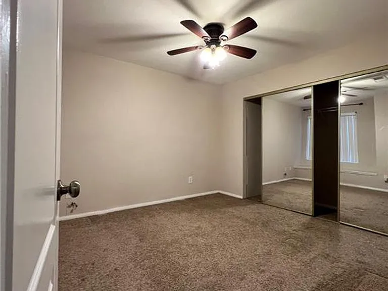 9325 W Desert Inn Rd #206 — Photo 17