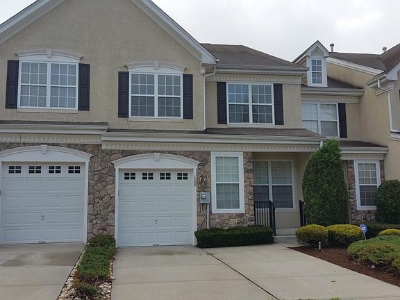 2nd image of 108 Brookfield Dr #108