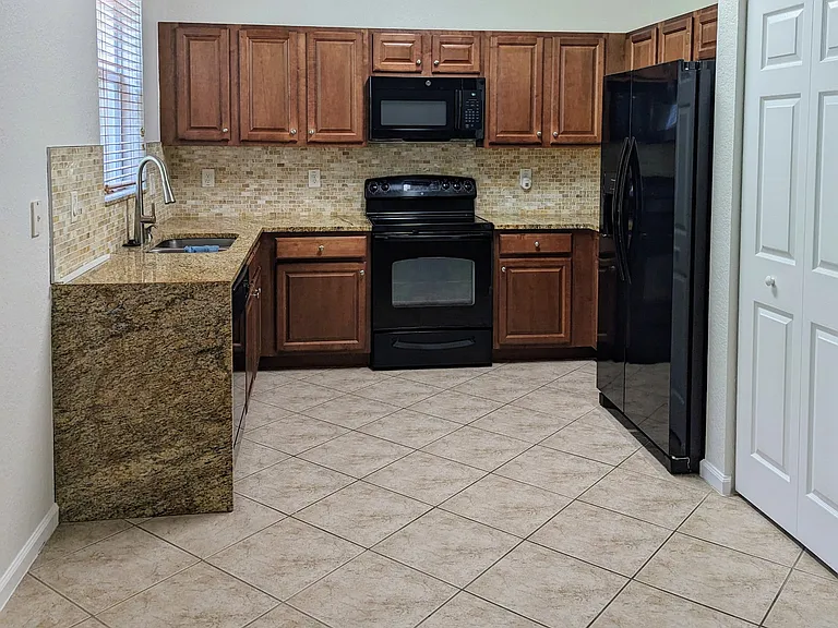 10785 Paperbark Pl — Photo 2