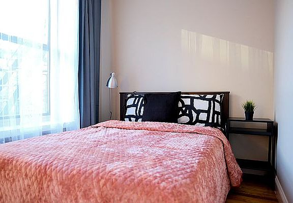 2nd image of 230 W 113th St APT 3D